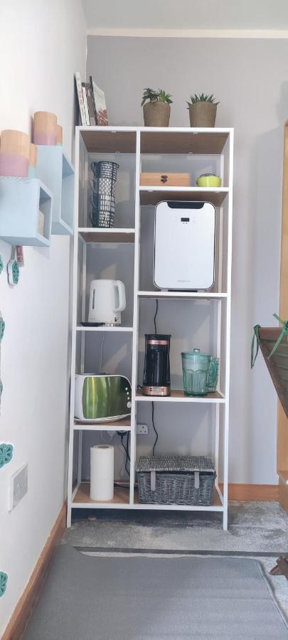 Joanna'S Studio , Key Locker By Whatsapp Own Entrance, Own Bathroom Youghal Exterior photo